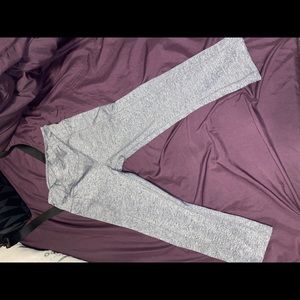 Avia xs (0-2) Capri pants